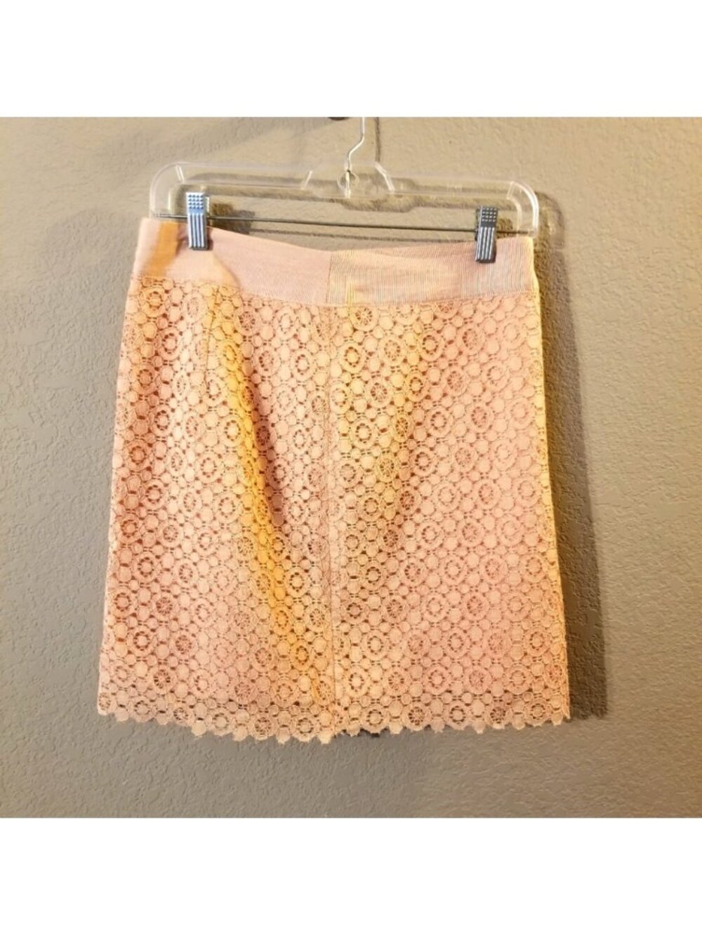 Forever 21 Womens Pale Peach Skirt with Lace Overlay Size Medium